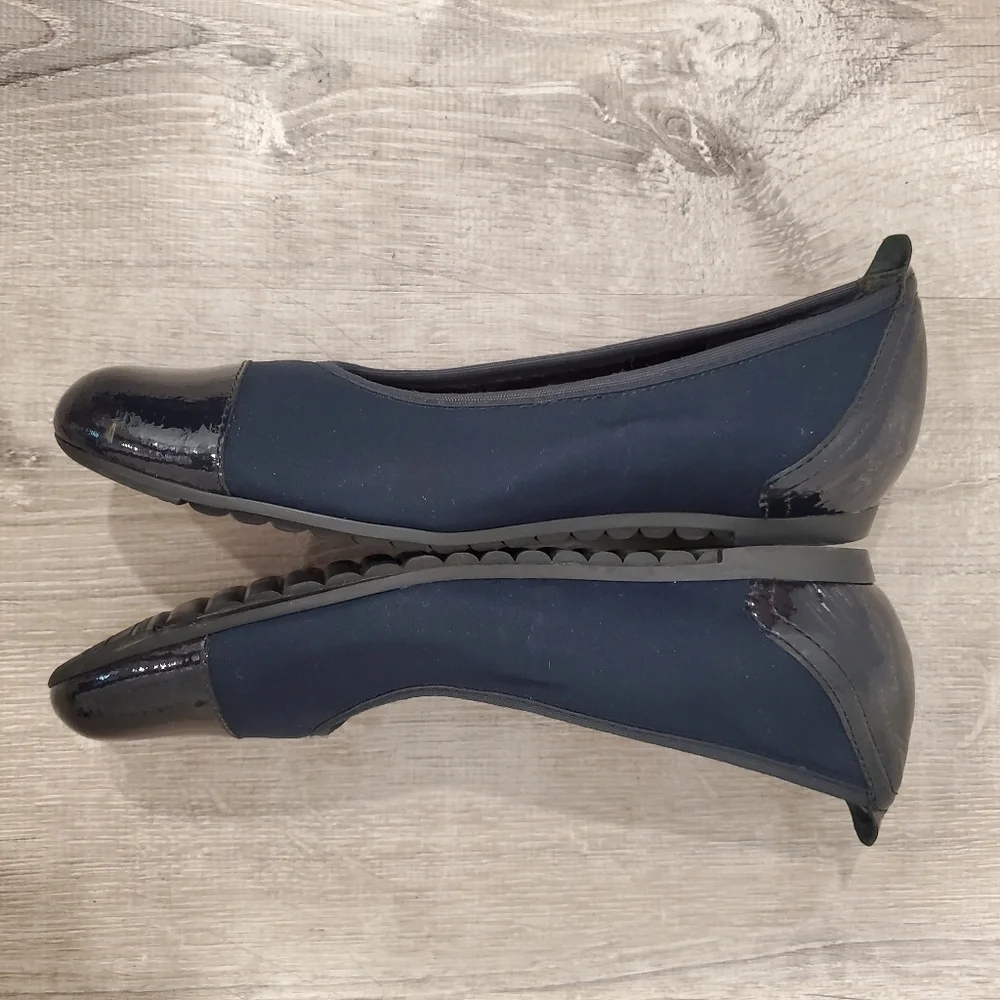 NEW Munro American Henlee Hidden Wedge